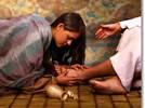 womanbyjesusfeet